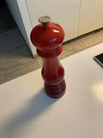 Le Creuset rode houten pepermolen als nieuw, Ophalen, Zo goed als nieuw