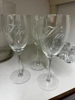 Riviera Maison VIN Wijnglazen (3), Huis en Inrichting, Keuken | Servies, Glas of Glazen, Ophalen of Verzenden, Overige stijlen