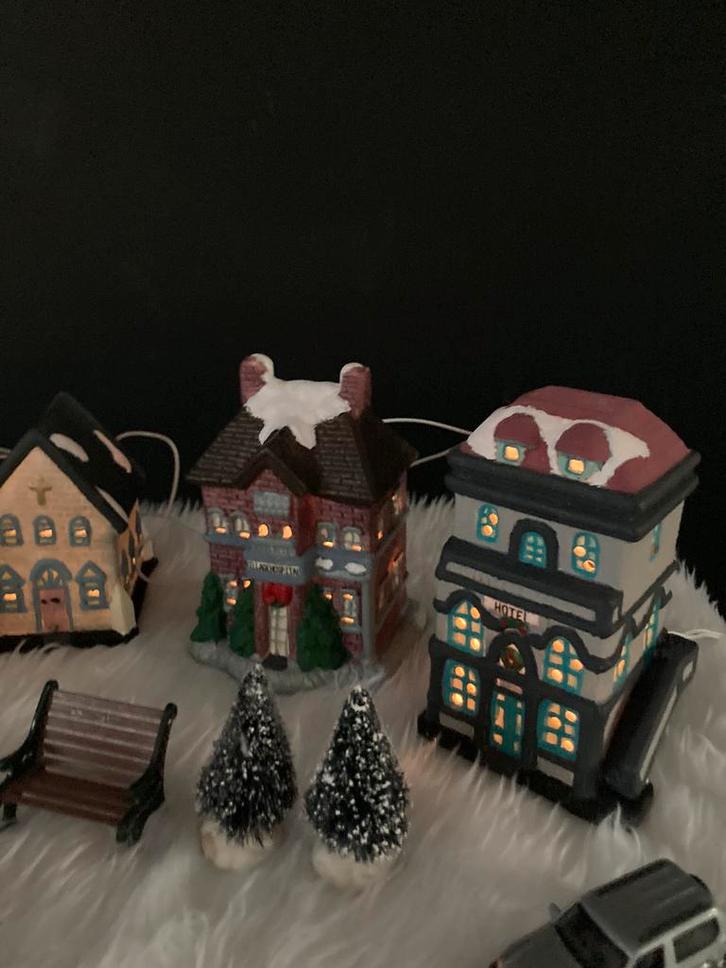 Kerstdorp met verlichting, Diversen, Kerst, Nieuw, Ophalen