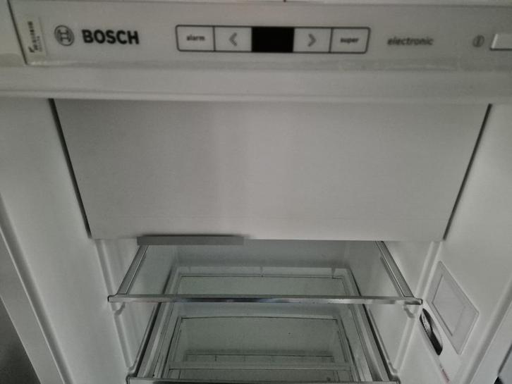 Bosch KIF 52 AF 30 Koel/vrieskast inbouw, Witgoed en Apparatuur, Koelkasten en IJskasten, Gebruikt, Met vriesvak, 200 liter of meer
