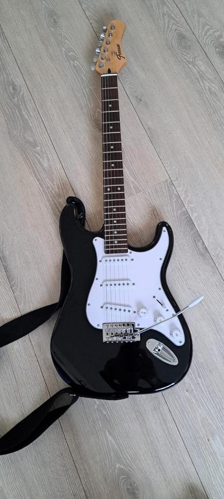 J&D ST Elektrische Gitaar Pakket - Sunburst met wandhouder,, Muziek en Instrumenten, Snaarinstrumenten | Gitaren | Elektrisch