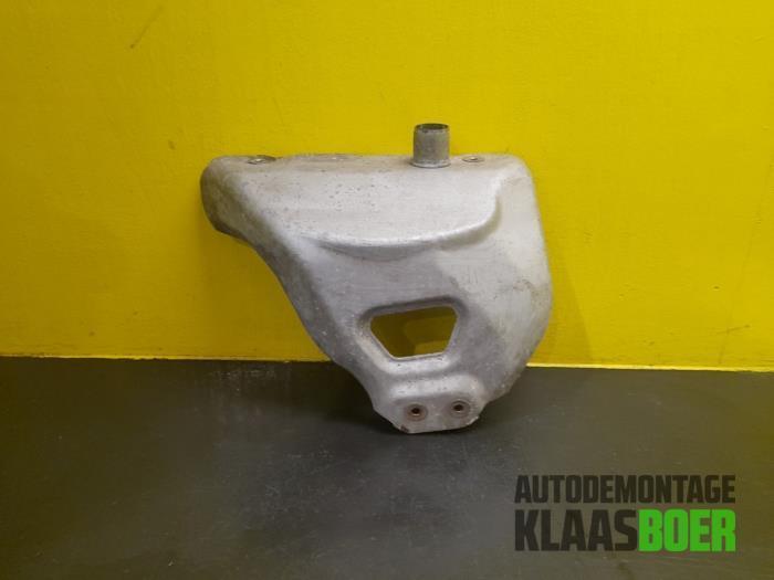 Hitteschild uitlaat van een Volkswagen Jetta, Auto-onderdelen, Uitlaatsystemen, Volkswagen, Gebruikt, 6 maanden garantie, 12 maanden garantie