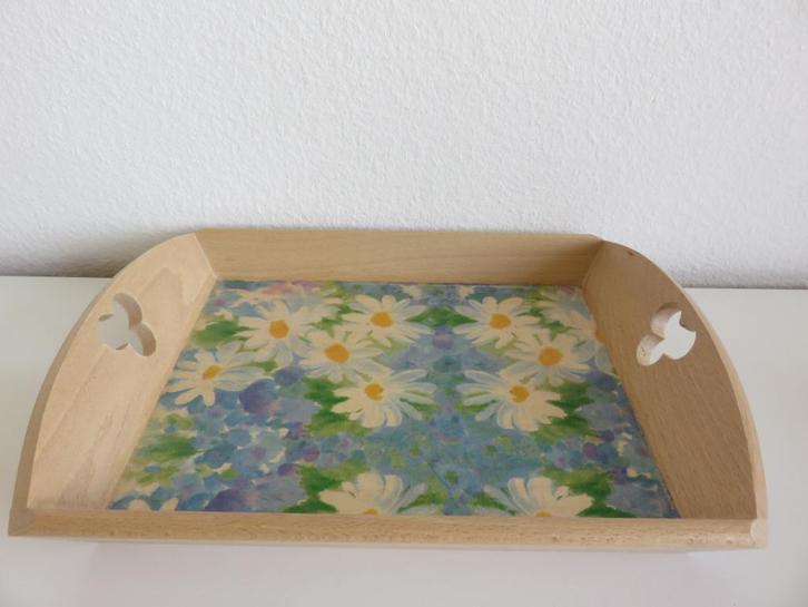 Houten dienblad blauw met bloemen margrietjes, madeliefjes, Huis en Inrichting, Woonaccessoires | Dienbladen, Zo goed als nieuw
