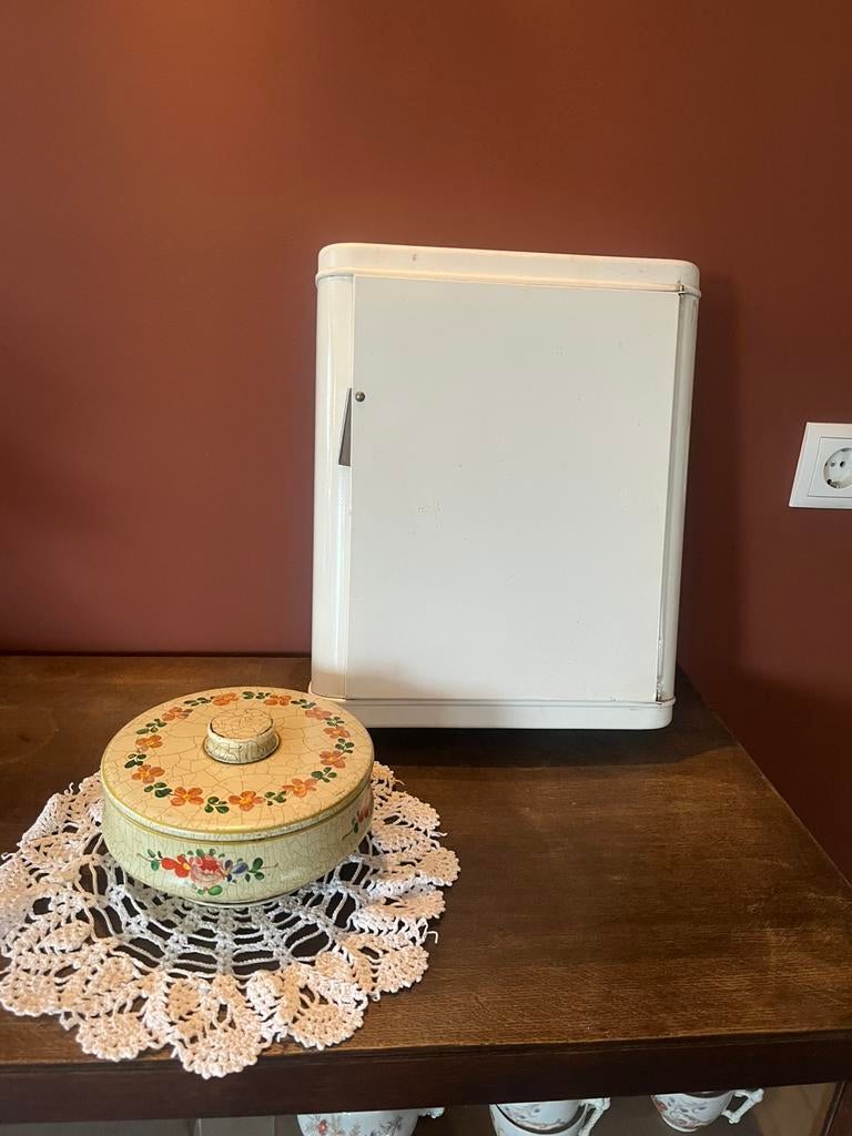 Vintage barbantia medicijn kastje., Minder dan 50 cm, Gebruikt, Ophalen of Verzenden, Minder dan 100 cm