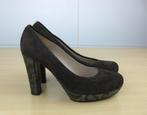 Unisa suede bruine hoge hakken pumps mt 36 nieuwstaat, Pumps, Bruin, Ophalen of Verzenden, Zo goed als nieuw