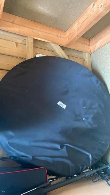 Studiobackground board groen/blauw beschikbaar voor biedingen