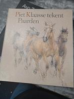 Piet Klaasse tekent paarden., Ophalen of Verzenden, Zo goed als nieuw, Schilder- en Tekenkunst