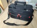 Fraaie Swiss tas 31 x 44 cm, Ophalen, 17 inch of meer, Gebruikt, Aktetas