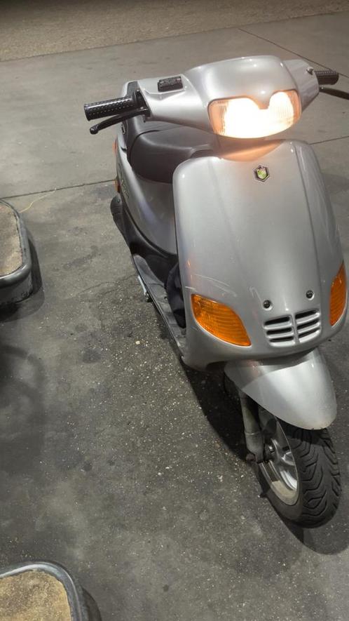 Zip type 3 70cc, Fietsen en Brommers, Scooters | Piaggio, Zo goed als nieuw, Zip, Tweetakt, Ophalen of Verzenden