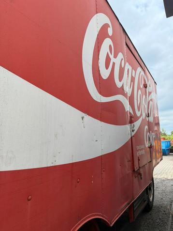 Antieke Coca Cola Koelaanhanger beschikbaar voor biedingen