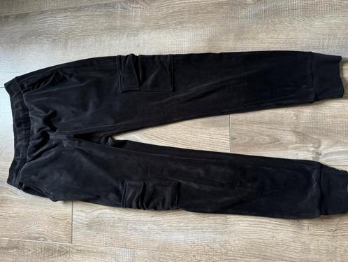 Als nieuw: zwarte fluwelen cargo-joggingbroek van Hunkemölle, Kleding | Dames, Pyjama's, Zo goed als nieuw, Maat 36 (S), Verzenden