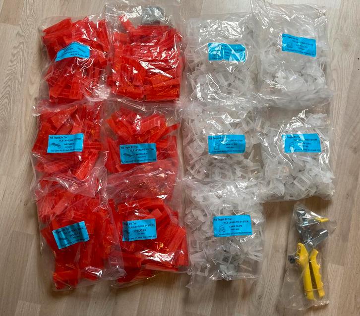 Tegellevelling systeem – 500 clips & 300 keggen - incl. tang, Doe-het-zelf en Verbouw, Tegels, Nieuw, 10 m² of meer, Ophalen of Verzenden