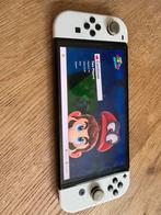 Nintendo Switch OLED – Zo goed als nieuw + accessoires, Switch OLED, Met games, Ophalen of Verzenden, Zo goed als nieuw