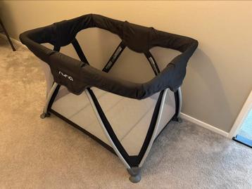 Nuna box/campingbedje beschikbaar voor biedingen