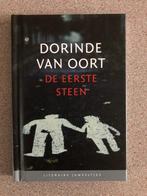 Dorinde van Oort - De eerste steen. Literaire juweeltjes., Ophalen of Verzenden, Zo goed als nieuw