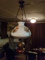 Mooie oude vintage hanglamp met melkglas en bloemen, Huis en Inrichting, Lampen | Hanglampen, Ophalen, Gebruikt, Glas, 50 tot 75 cm