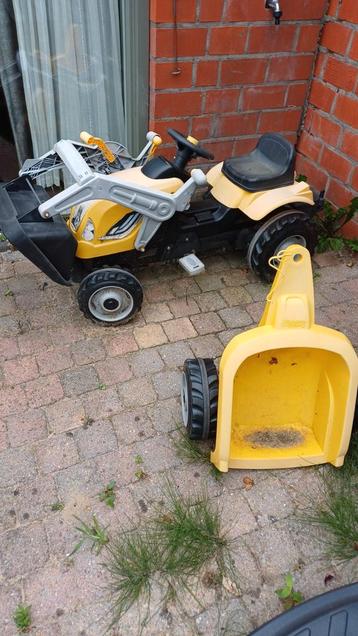 Smoby Tractor met Aanhanger beschikbaar voor biedingen