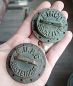 Bodemvondst - S.U.P.C - SINGO - bronzen tankdoppen -, Antiek en Kunst, Antiek | Koper en Brons, Ophalen of Verzenden