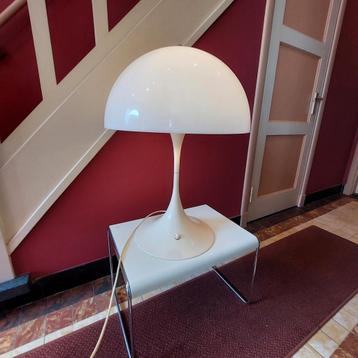 Originele vintage tafellamp van Poulsen Panthella  beschikbaar voor biedingen
