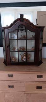Leuk kastje met sevice, Huis en Inrichting, Kasten | Vitrinekasten, Gebruikt, Minder dan 100 cm, 25 tot 50 cm, 50 tot 100 cm