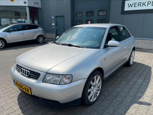 Audi A3 1.6 74KW 3D 1999 Grijs  (AS IS) MEENEEMPRIJS, Auto's, Audi, Bedrijf, A3, Benzine, Hatchback, Handgeschakeld, Origineel Nederlands