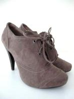 GRATIS VERZENDEN | sexy high heels muis grijze pumps 39, Kleding | Dames, Schoenen, Pumps, Verzenden, Zo goed als nieuw, Grijs
