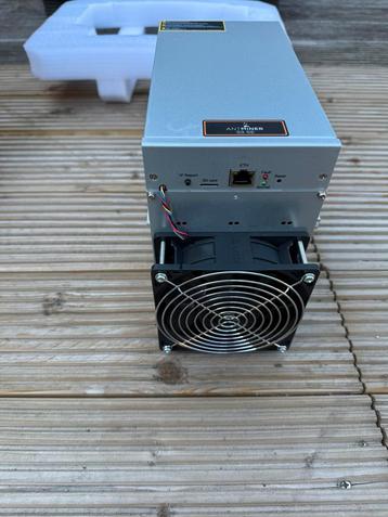 Antminer S9SE (17TH) Bitcoin miner beschikbaar voor biedingen