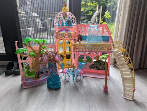 Barbie Island Prinses Paleis, Kinderen en Baby's, Speelgoed | Poppenhuizen, Gebruikt, Poppenhuis, Ophalen of Verzenden