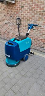 Wetrok Scrubo Professional Schrobzuigmachine op batterijen, Ophalen of Verzenden, Zo goed als nieuw, Schrobmachine