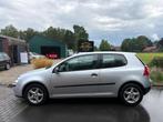 Volkswagen Golf 1.6 Trendline-AIRCO,ELEKT PAKKETBOORDCOMPUTE, Voorwielaandrijving, Gebruikt, 4 cilinders, 620 kg