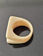 RING, Sieraden, Tassen en Uiterlijk, Antieke sieraden, Ophalen of Verzenden, Overige materialen, Ring