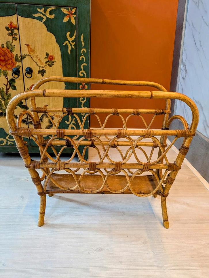 Vintage Rotan Lectuurbak Tijdschriftenrek, Huis en Inrichting, Woonaccessoires | Krantenbakken en Lectuurbakken, Zo goed als nieuw