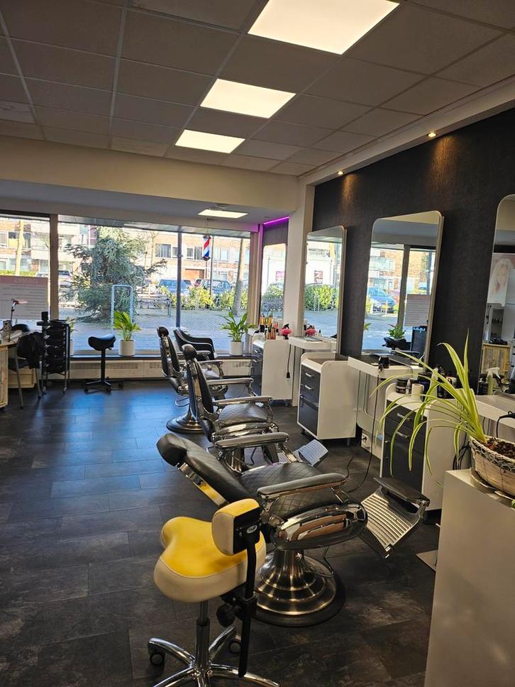 stoel verhuur Utrecht, Diensten en Vakmensen, Kappers en Thuiskappers