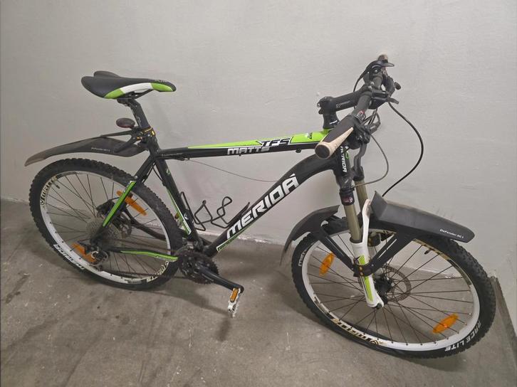 Nette Merida Matts TFS 800-D (20 inch) met accessoires!!, Fietsen en Brommers, Fietsen | Mountainbikes en ATB, Zo goed als nieuw