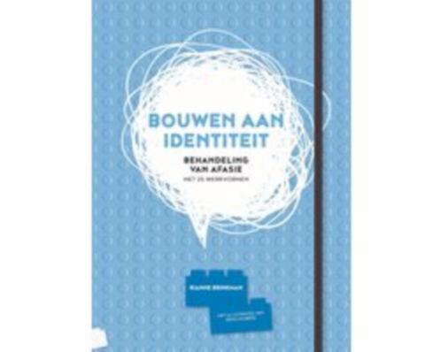 Bouwen aan identiteit 9789492649058, Boeken, Studieboeken en Cursussen, Zo goed als nieuw, HBO, Beta, Verzenden