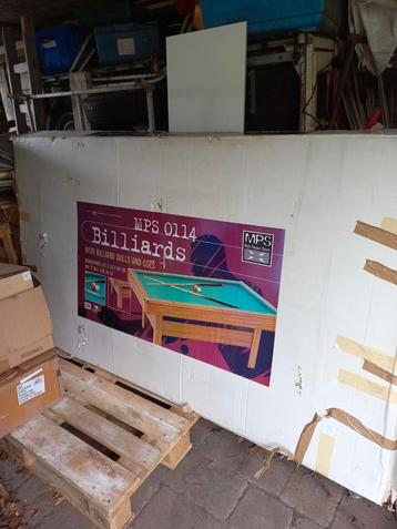 Biljart  beschikbaar voor biedingen