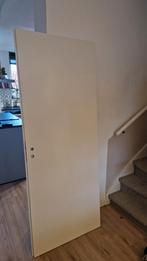 Nieuwe opdekdeur, linksdraaiend en afgelakt, Doe-het-zelf en Verbouw, Deuren en Horren, Ophalen, Nieuw, Binnendeur, 200 tot 215 cm