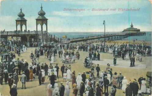 (301-003-037) Scheveningen Boulevard met Wandelhoofd, Verzamelen, Ansichtkaarten | Nederland, Zuid-Holland, Verzenden