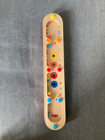 Haba houten regenmaker beschikbaar voor biedingen