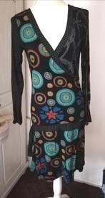 TRENDY zwarte jurk met kleurenprint mt. S/M - nieuw, Overige kleuren, Nieuw, Ophalen of Verzenden, Maat 36 (S)