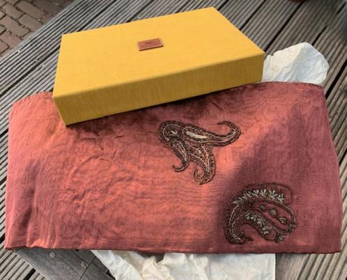 Etro Milano shawl sjaal scarf, Kleding | Dames, Mutsen, Sjaals en Handschoenen, Nieuw, Sjaal, Ophalen of Verzenden