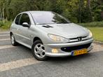 Peugeot 206 1.4 Quicksilver 2003 Grijs, Auto's, Peugeot, Voorwielaandrijving, Zwart, 4 cilinders, Origineel Nederlands