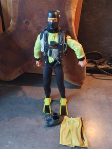 Leuke originele vintage Action Man GI Joe doll met accessoir beschikbaar voor biedingen