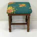 Antiek krukje voetenbank Bobbin pootjes & opnieuw bekleed, Huis en Inrichting, Antiek, Hout, Minder dan 50 cm, Gebruikt