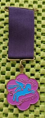 Medaille - 5e. Airborne wandeltochten, Postzegels en Munten, Penningen en Medailles, Nederland, Overige materialen, Ophalen of Verzenden