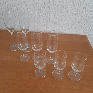 Sherry/Port & Champagne Glazen Set beschikbaar voor biedingen