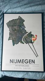 Unieke poster Nijmegen | plattegrond ingelijst, Rechthoekig Staand, Met lijst, Ophalen of Verzenden, Zo goed als nieuw