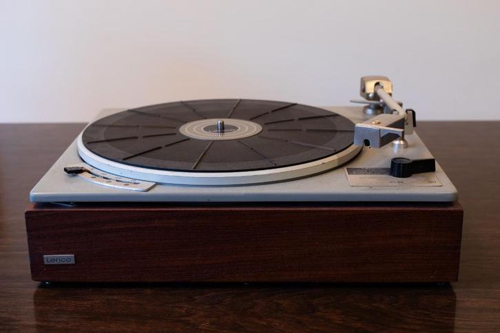 Lenco L70 volledig compleet en werkend., Audio, Tv en Foto, Platenspelers, Gebruikt, Platenspeler-onderdeel, Overige merken, Ophalen of Verzenden