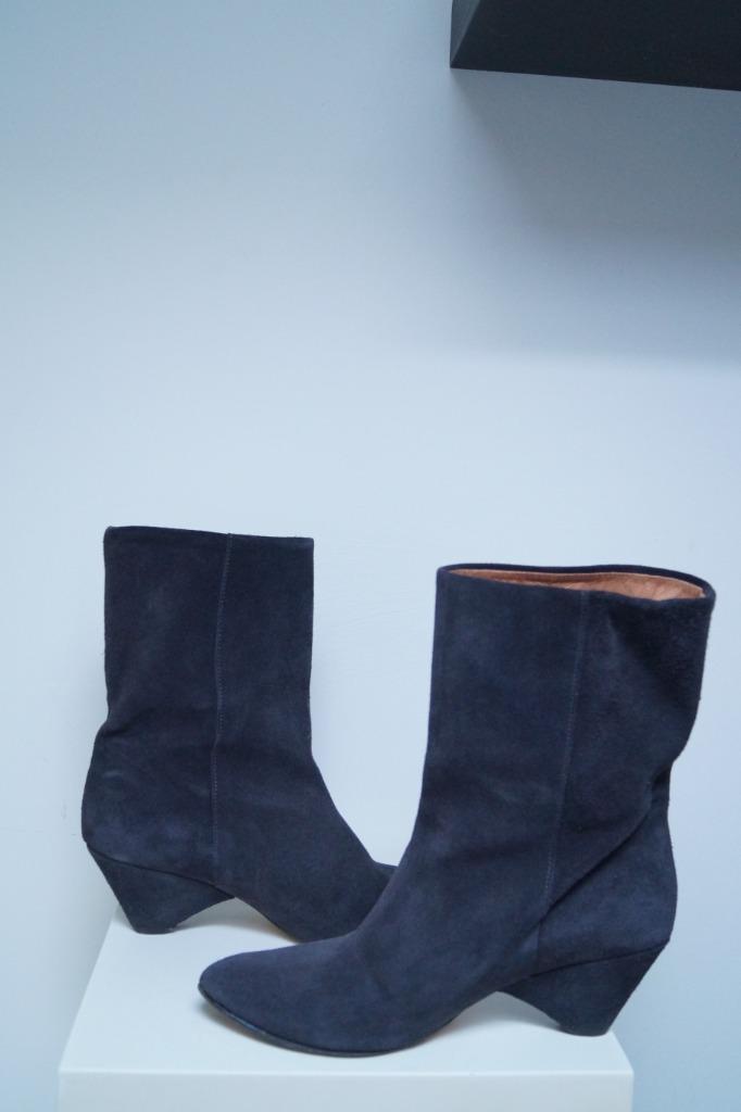 ANONYMOUS COPENHAGEN Laarsjes Vully Triangle Maat 39, Kleding | Dames, Schoenen, Zo goed als nieuw, Lage of Enkellaarzen, Grijs