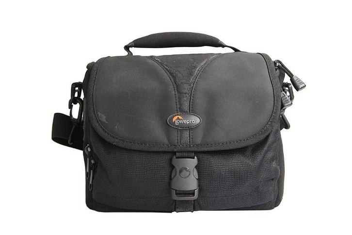 Lowepro cameratas met garantie, Audio, Tv en Foto, Fotografie | Fototassen, Zo goed als nieuw, Schoudertas, Lowepro, Verzenden